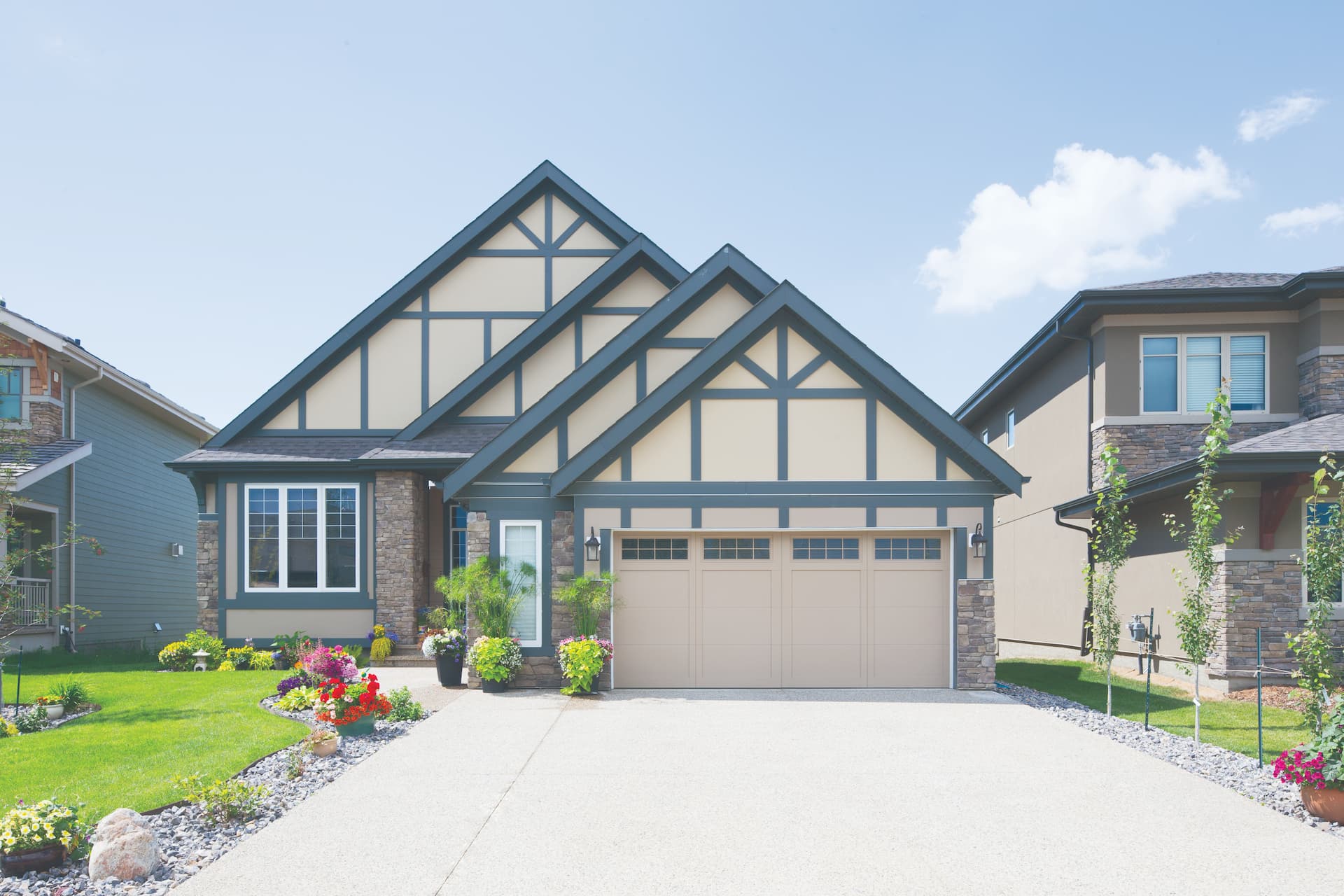 Wayne Dalton 8600 Arlington garage door