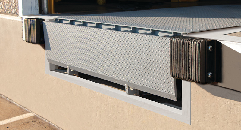 mechanical pit leveler dock equipment