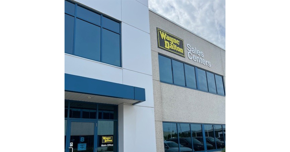outside of wayne dalton sales center of cambridge