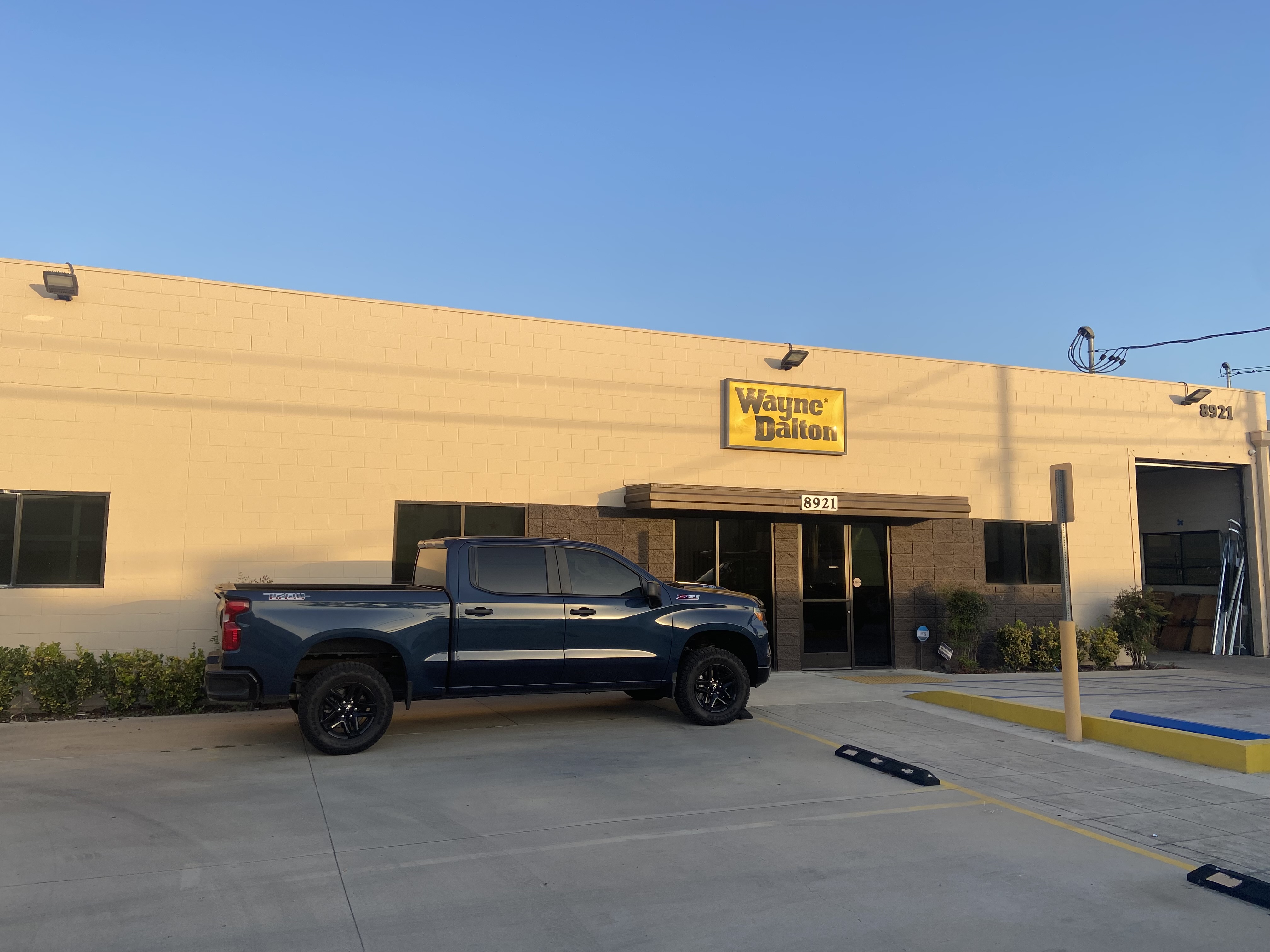 wayne dalton sales center chatsworth
