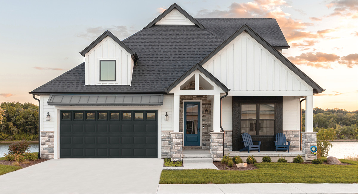 Classic Steel Garage Door - Models 8024-8224