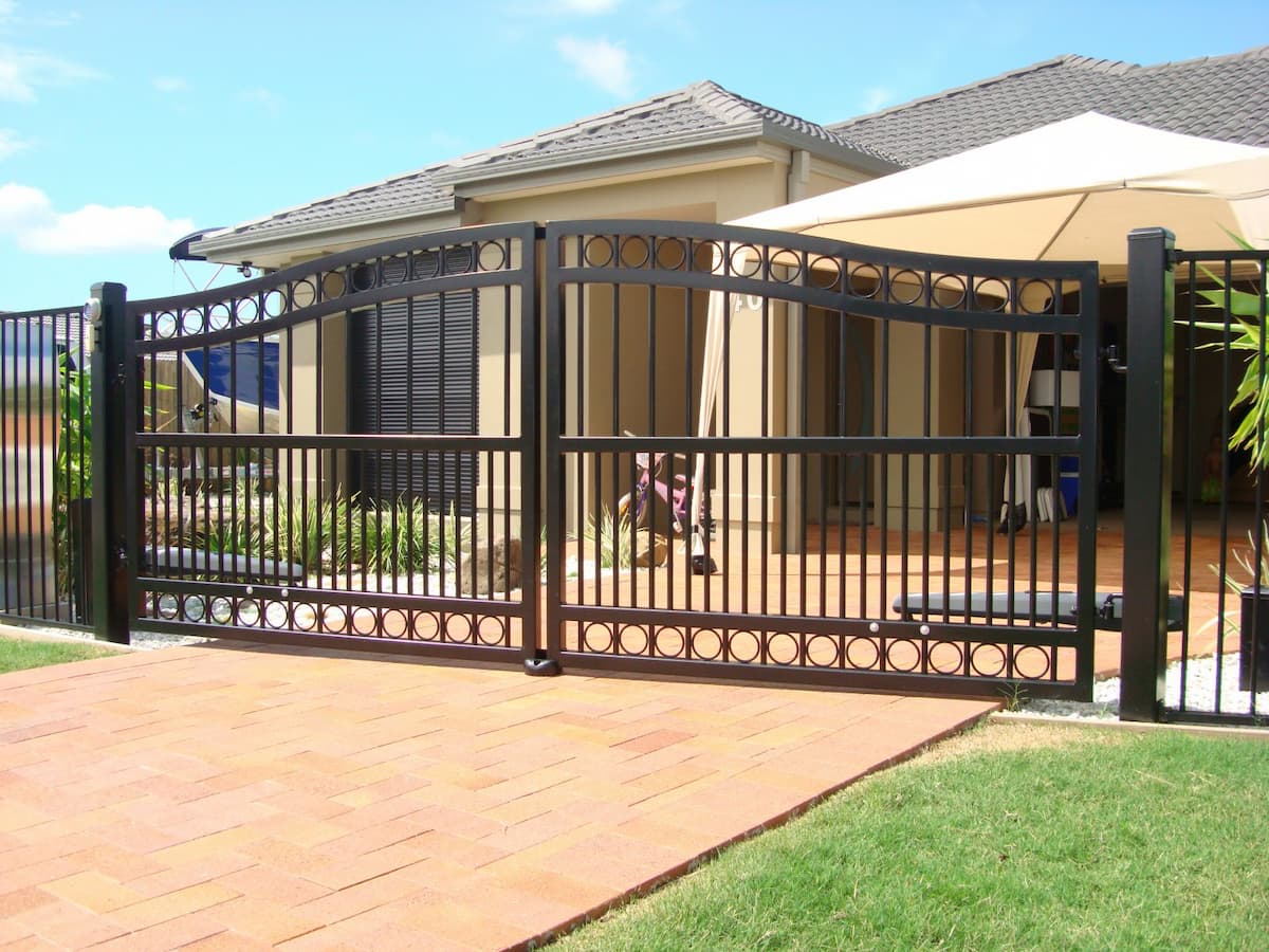 residential double swing gate