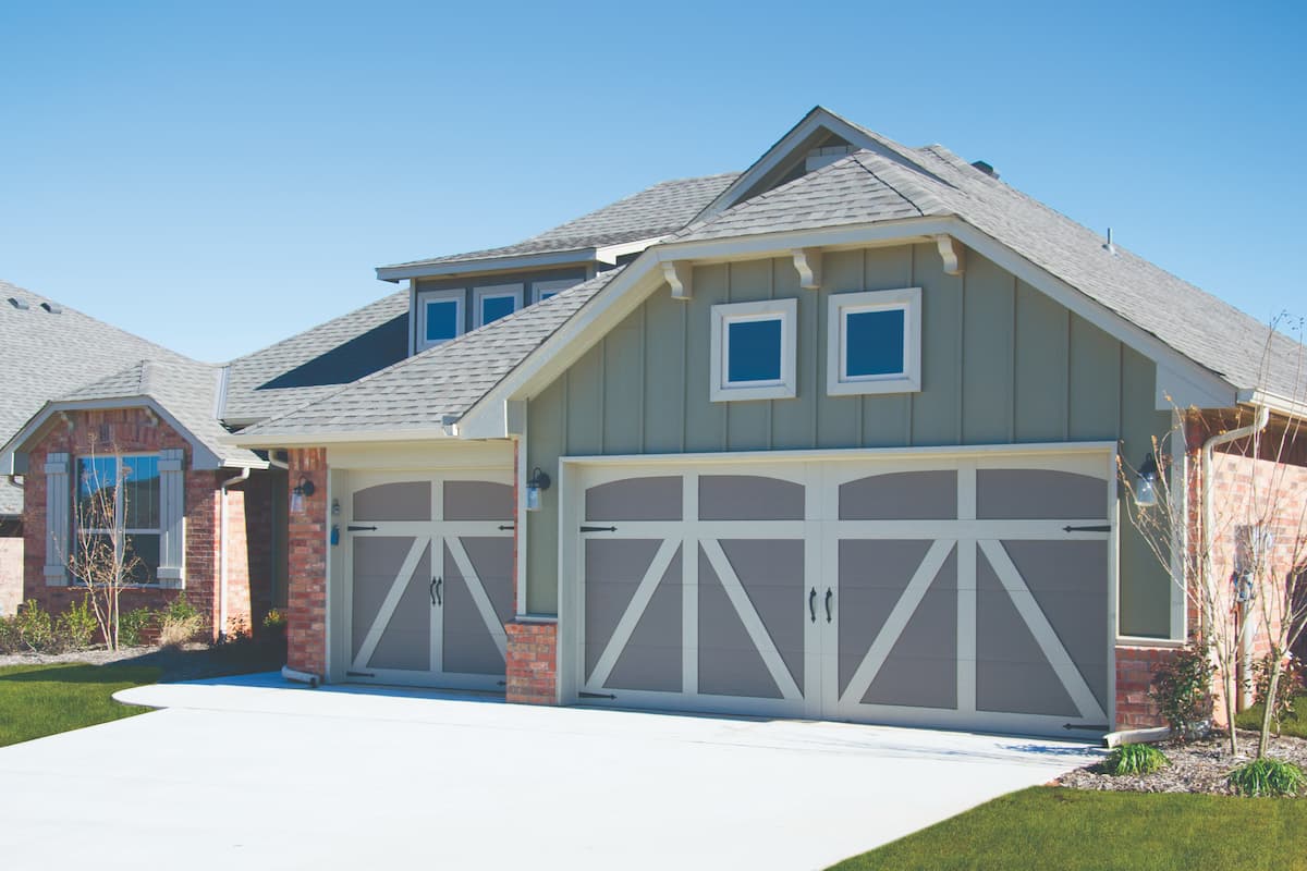 Wayne Dalton 8600 Springfield Arch garage doors
