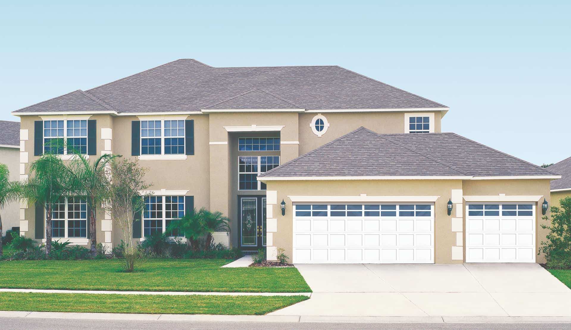 Wayne Dalton 106 Colonial Stockton white garage doors