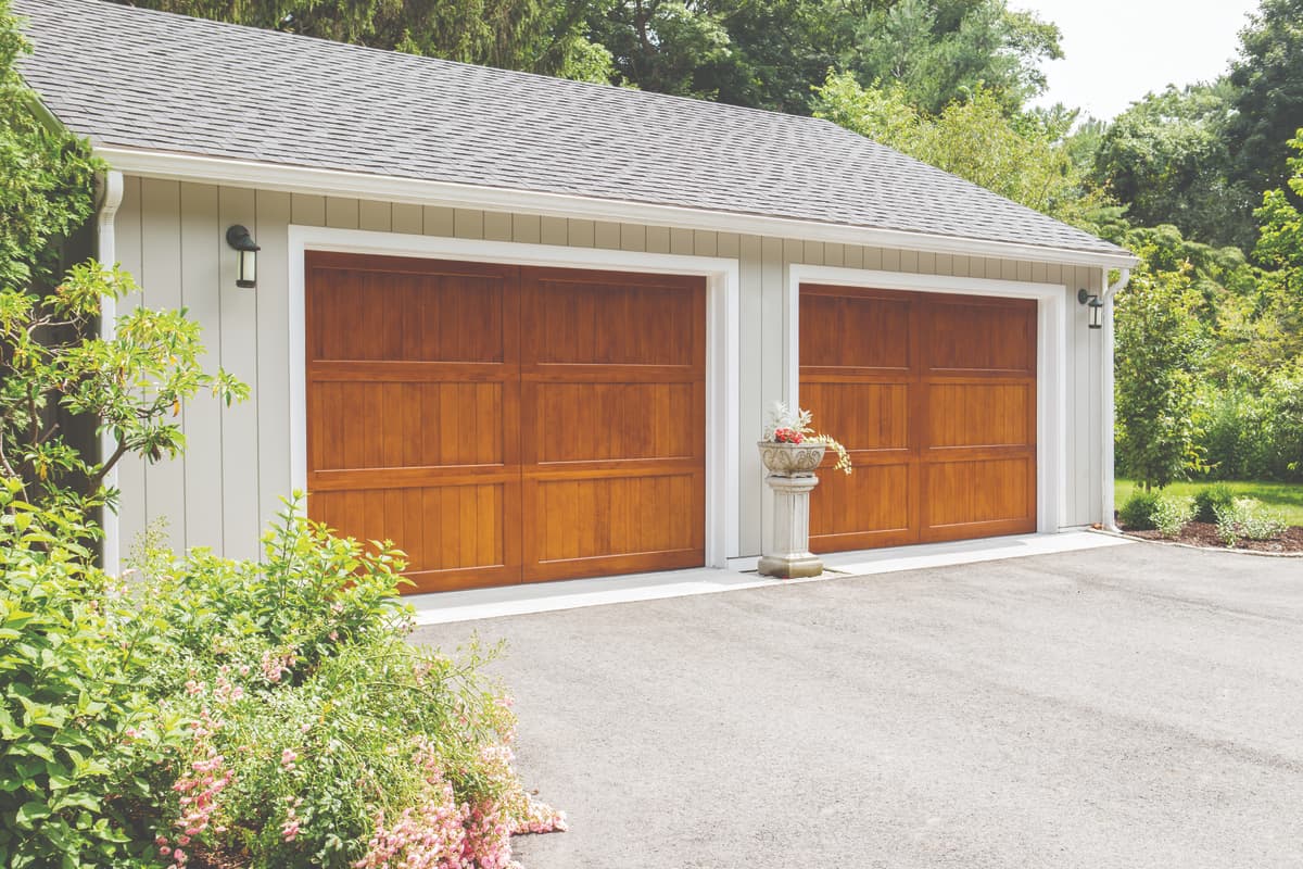 Wayne Dalton 7000 series wood garage door