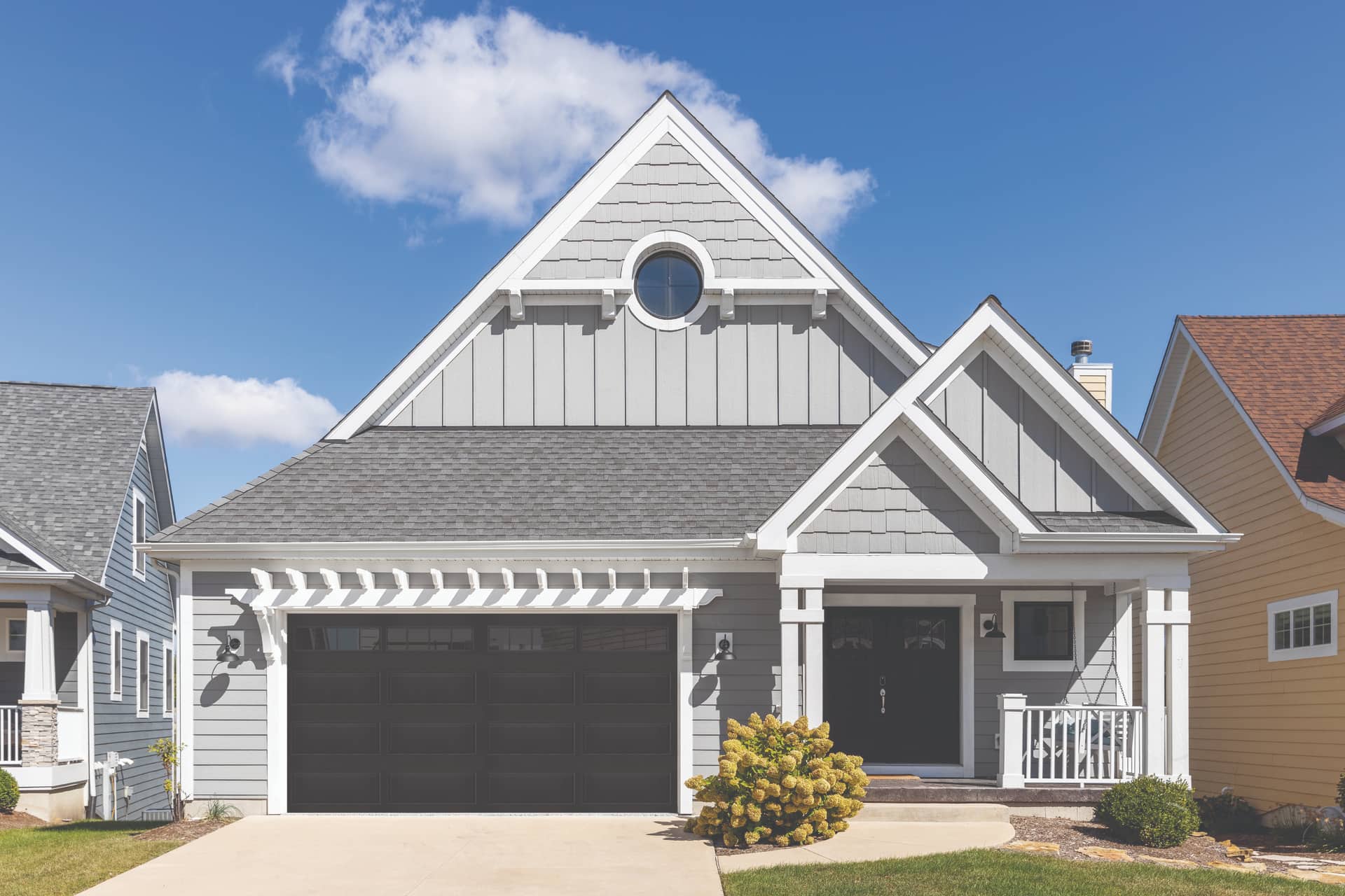 Wayne Dalton 8000 Ranch Black Stockbridge garage door