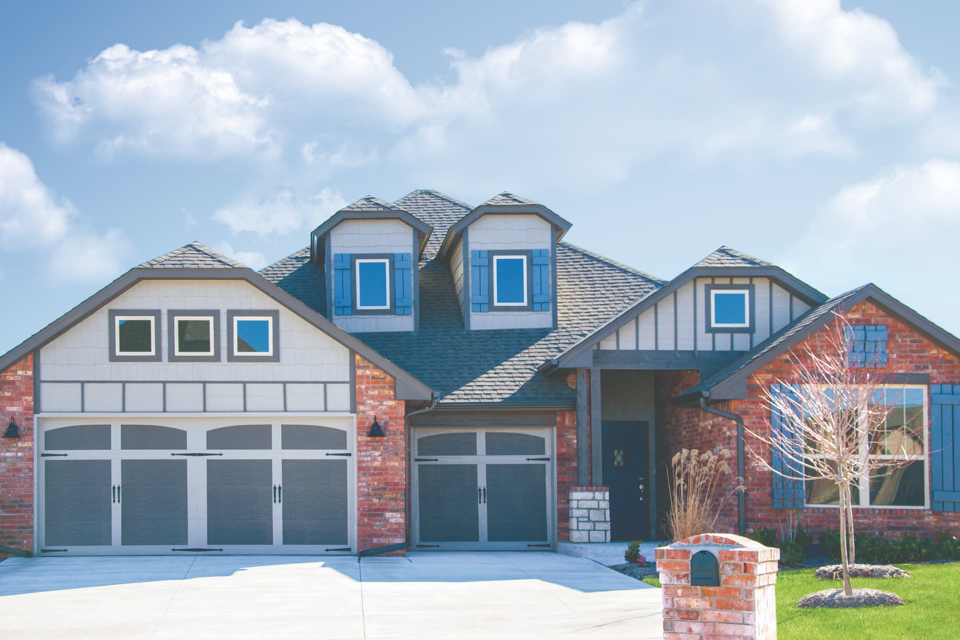 Wayne Dalton 8600 Arlington Arch garage doors